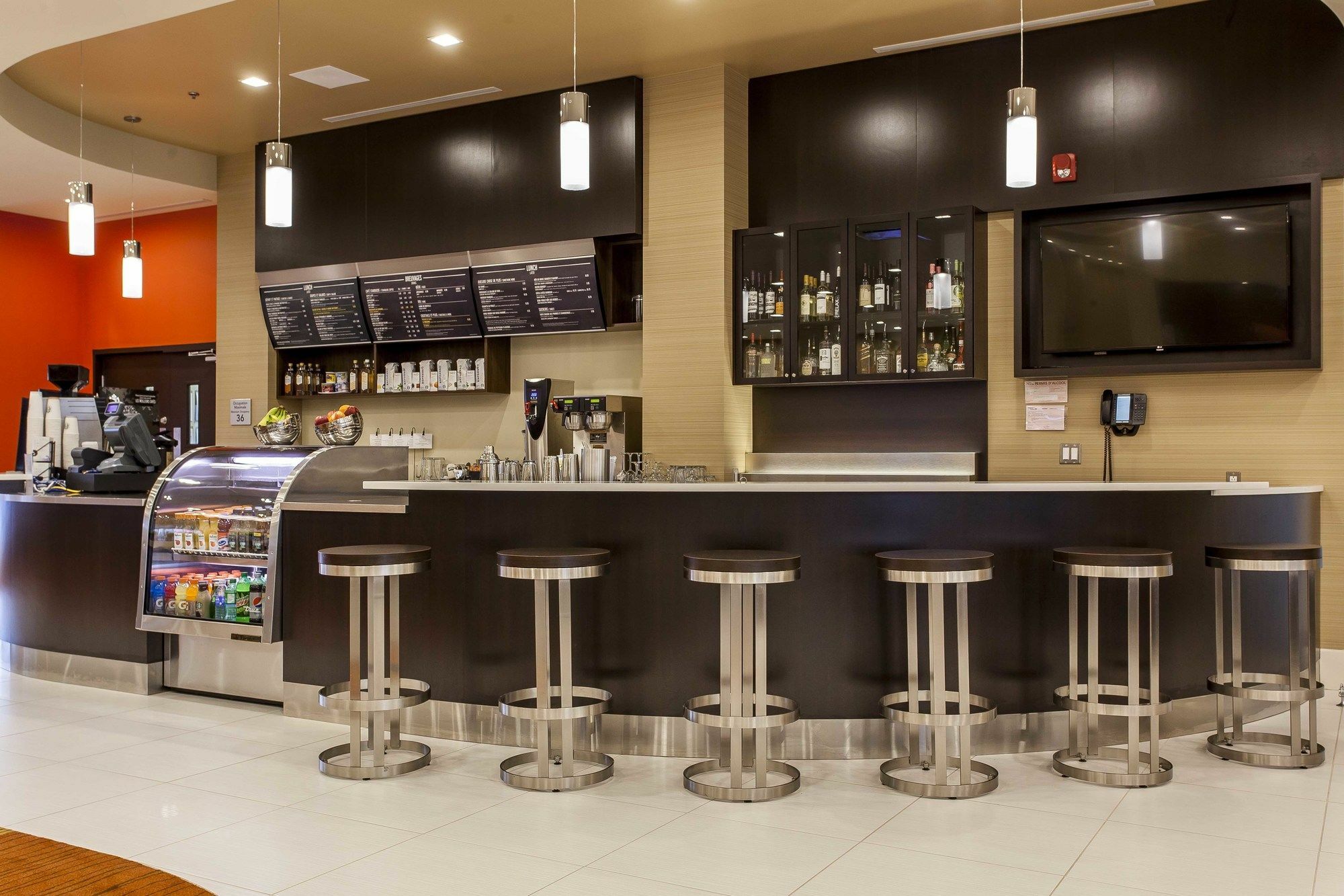 Courtyard By Marriott Montreal West Island/Baie D'Urfe Hotel Bagian luar foto